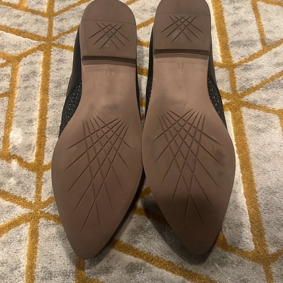 Bueno Leather Loafers. Like New! Size 41 - Picture 3 of 7